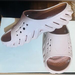 CROCS Echo Light Pink Mules